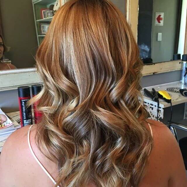 42 Stunning Blonde Highlights of 2021 &#8211; Platinum, Ash, Dirty, Honey, Dark