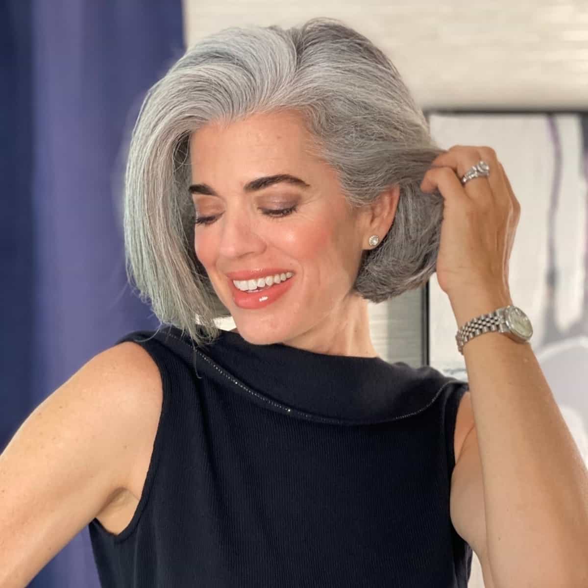 27 Gorgeous Short Bobs for Older Women with Style
