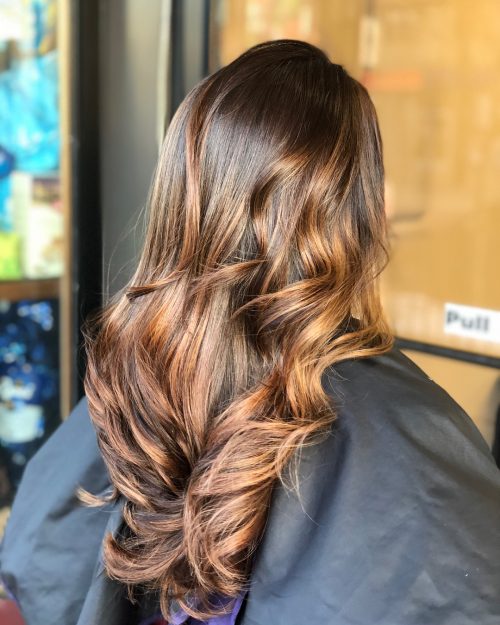 34 Best Caramel Highlights for Every Skin Tone Trending in 2021