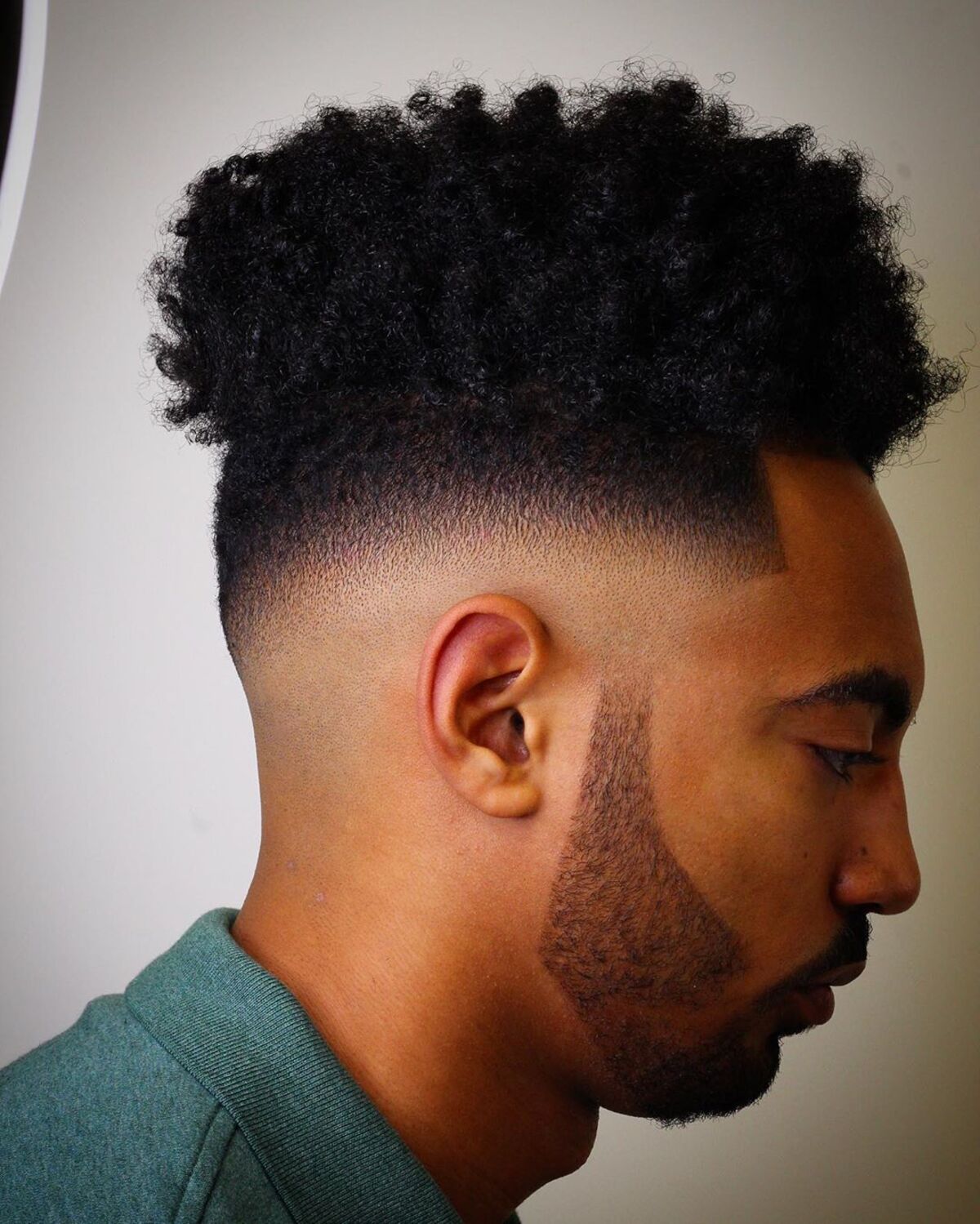 22 Best Beard Fade Haircut &#038; Hairstyle Ideas for a Modern, Rugged Look