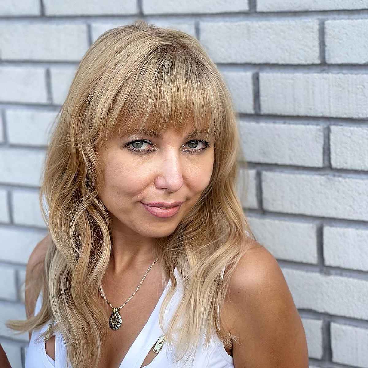 42 Stunning Blonde Highlights of 2021 &#8211; Platinum, Ash, Dirty, Honey, Dark