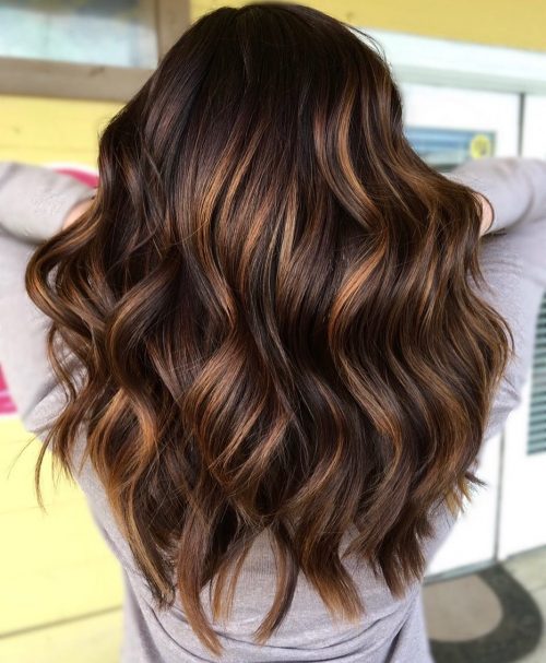 34 Best Caramel Highlights for Every Skin Tone Trending in 2021