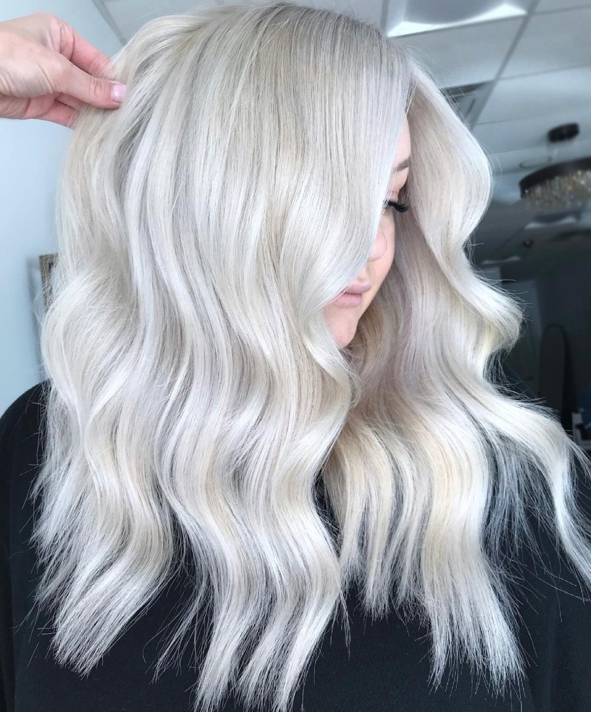 35 Platinum Blonde Hair Colors for All Hot Blondes