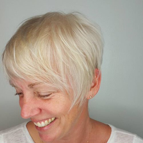 35 Platinum Blonde Hair Colors for All Hot Blondes