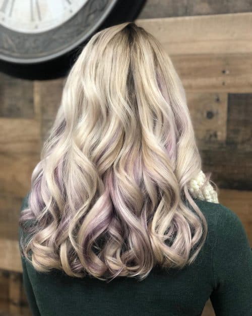 34 Peekaboo Highlights For Fun, Edgy Women (Photo Ideas)