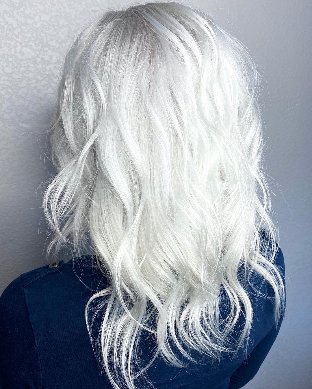 19 Examples That Prove White Blonde Hair Is In for 2021