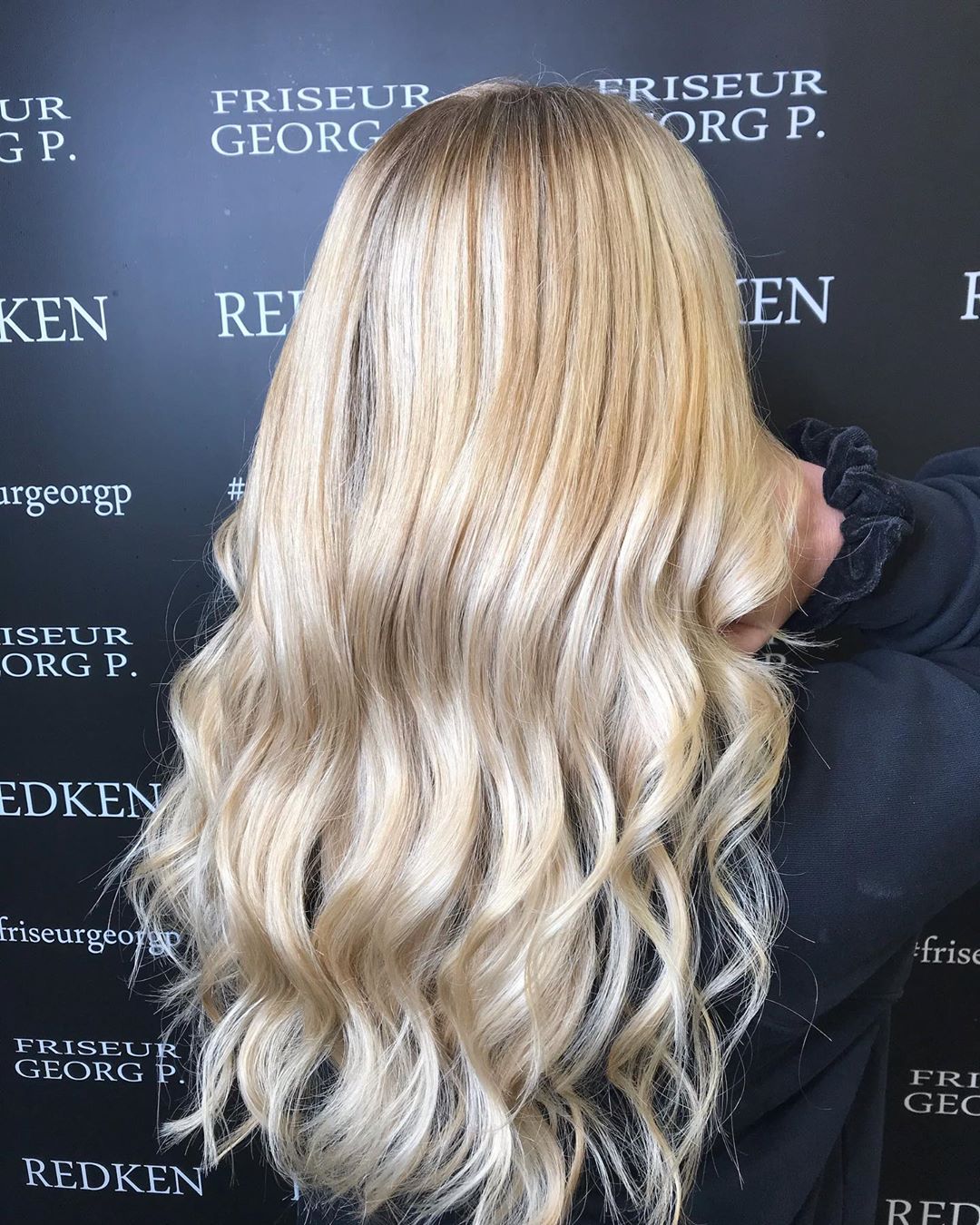 28 Blonde Hair With Lowlights You Have to See in 2021