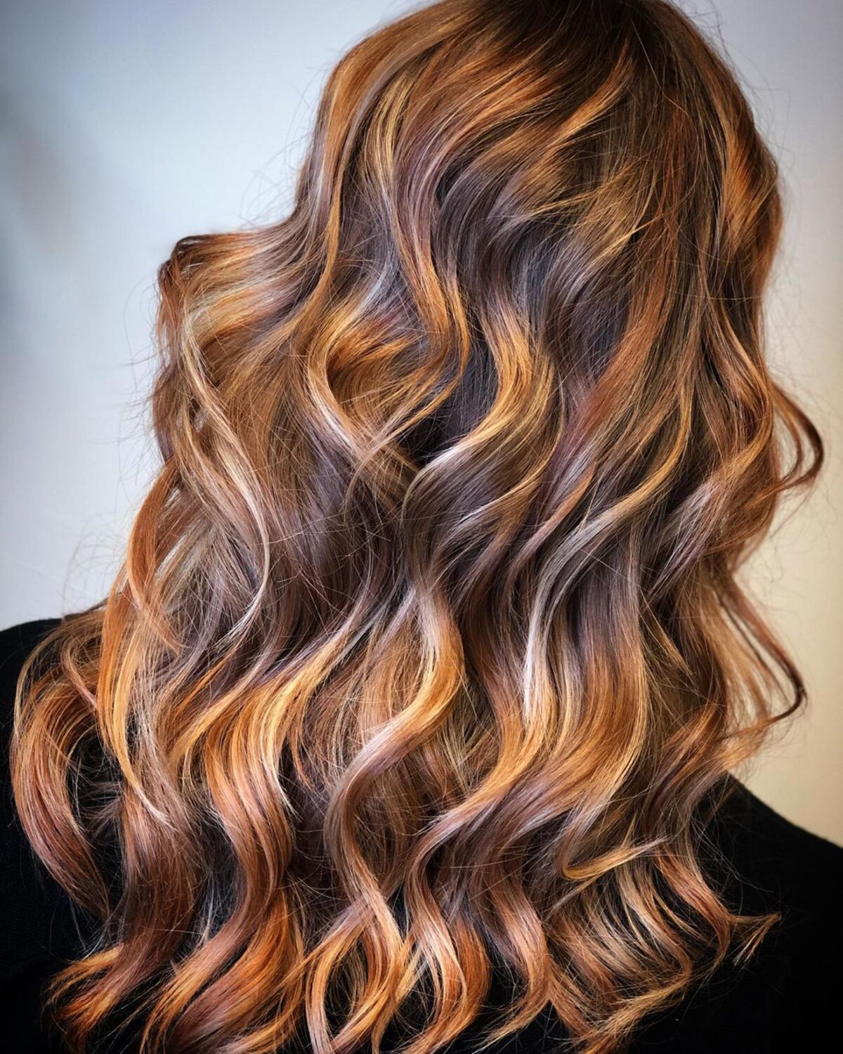 18 Best Ways to Get Light Blonde Highlights Right Now