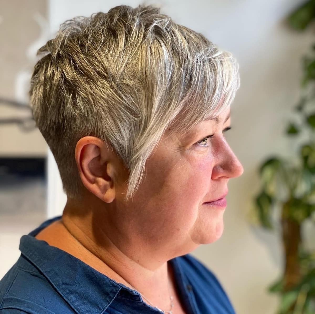 26 Most Flattering Ways to Get a Pixie Cut for a Round Face