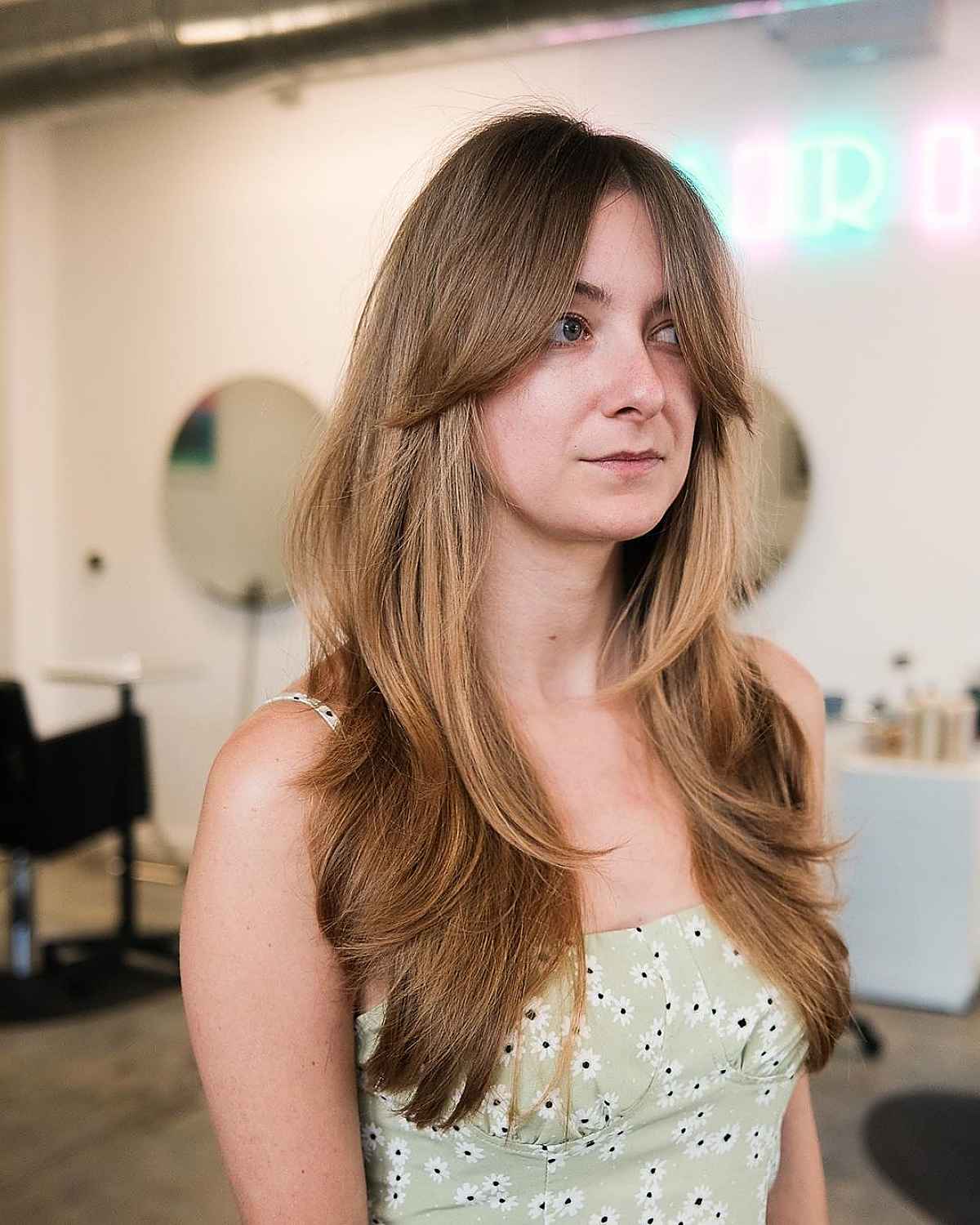 26 Low-Maintenance Shaggy Haircuts with Bangs for Busy &#038; Trendy Women