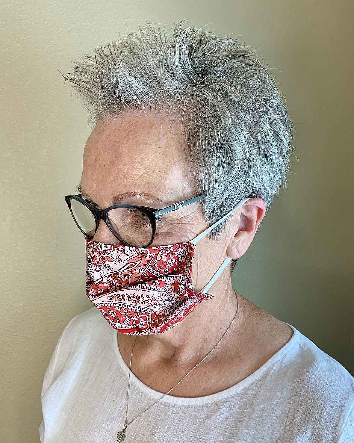 26 Short Spiky Haircuts for Women Over 60 with Sass