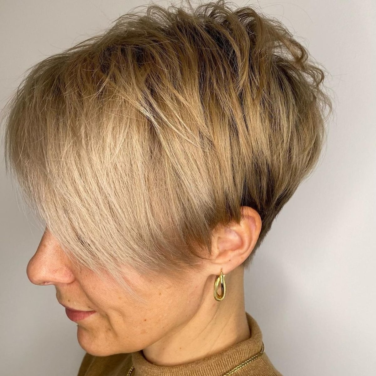 25 Textured Pixie Cut Ideas for a Messy, Modern Look