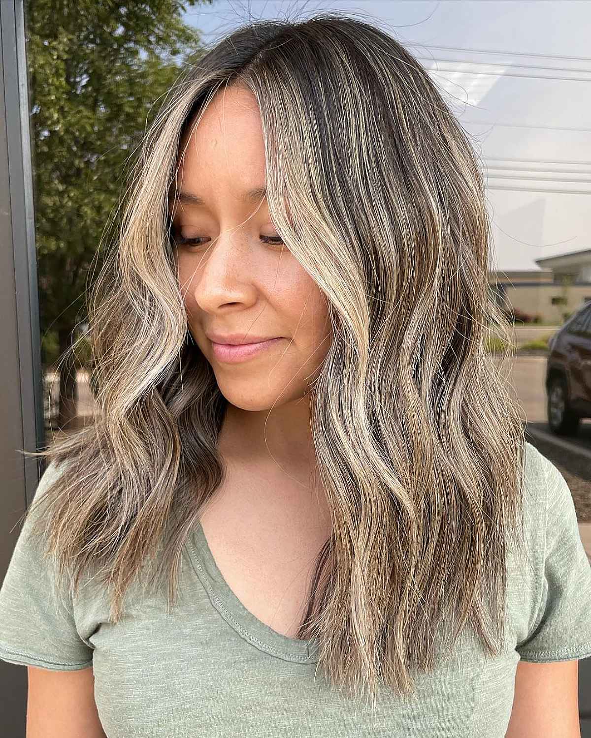 26 Stunning Money Piece Hair Highlights for a Face-Framing Trend