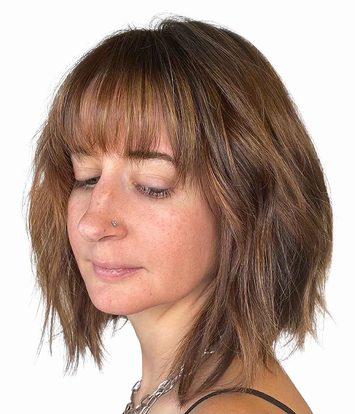 26 Low-Maintenance Shaggy Haircuts with Bangs for Busy &#038; Trendy Women
