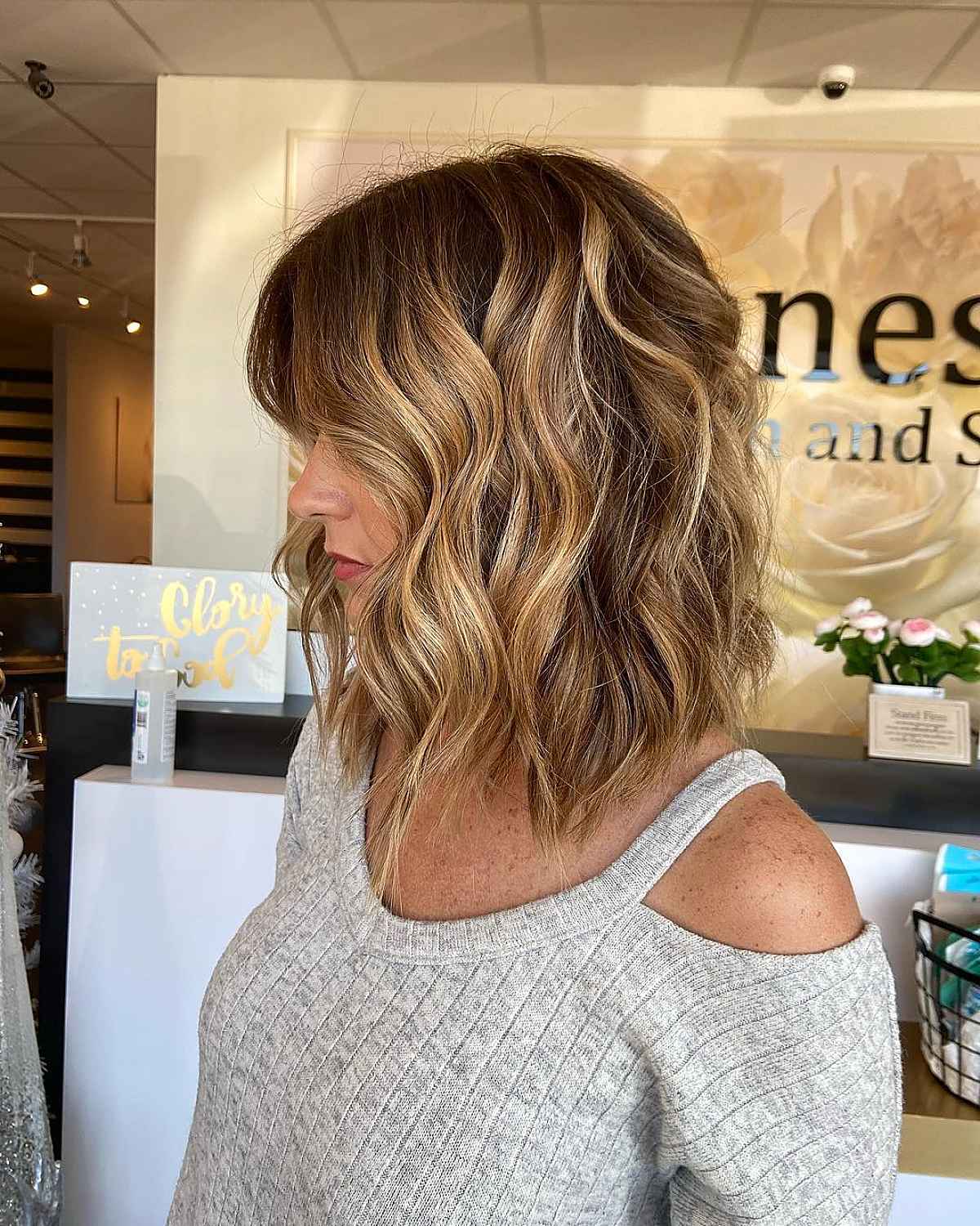 21 Short, Stacked Inverted Bob Haircut Ideas to Spice Up Your Style