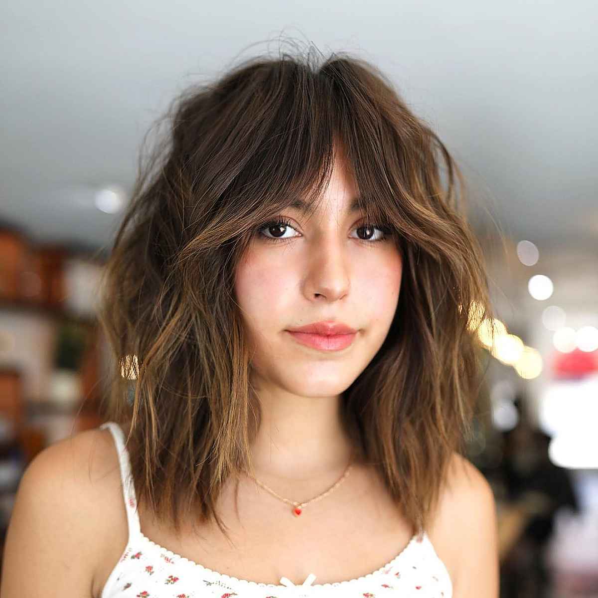 26 Low-Maintenance Medium-Length Haircuts for Busy Women