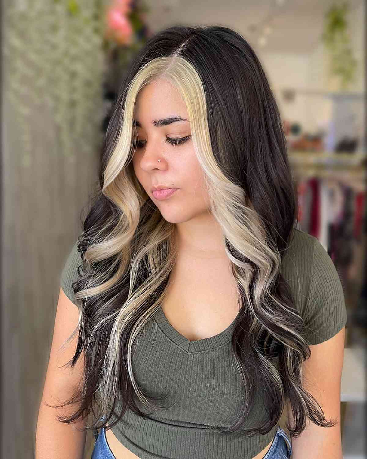 26 Stunning Money Piece Hair Highlights for a Face-Framing Trend