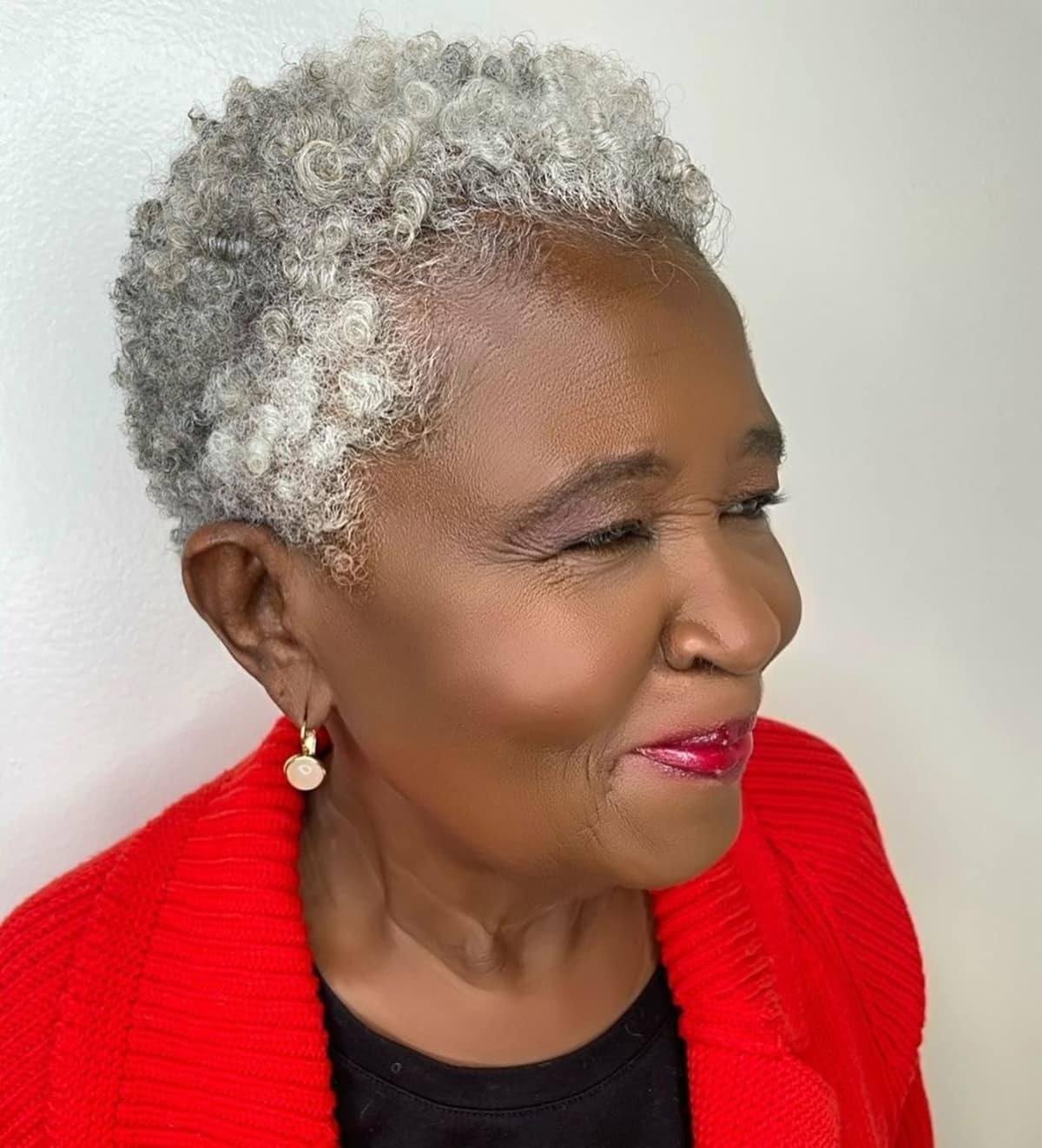 17 Youthful Short Natural Haircuts for Black Women Over 50