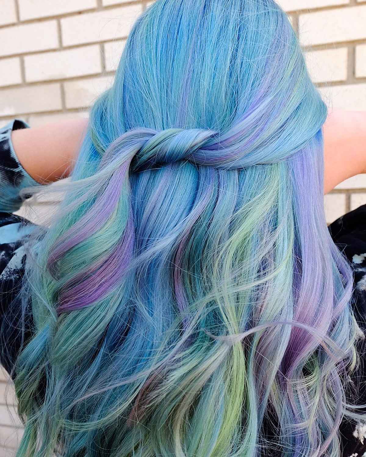 22 Hottest Mermaid Hair Color Ideas (Pictures for 2021)