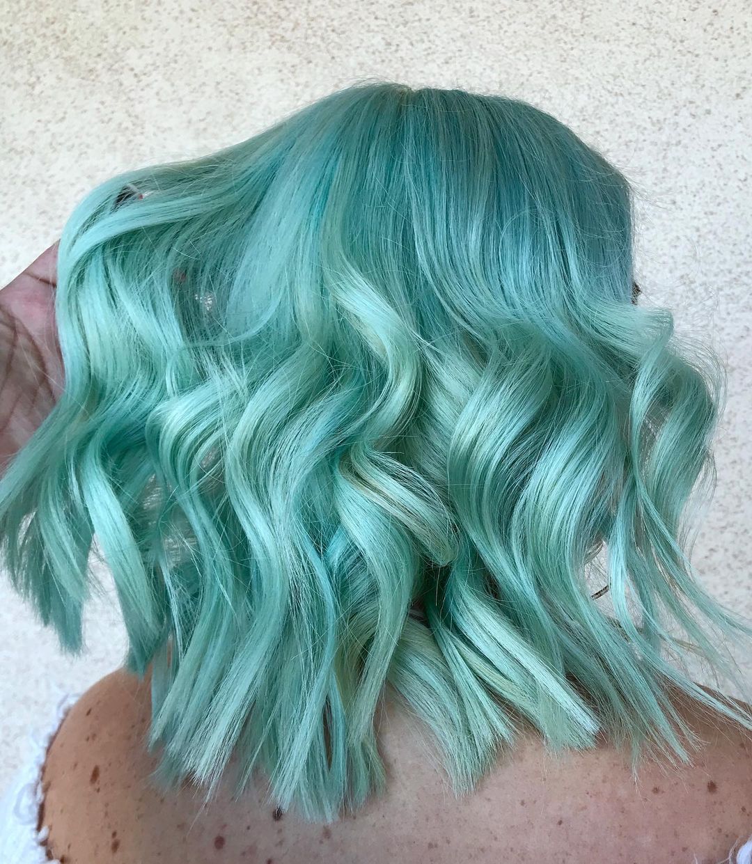 22 Incredible Teal Hair Color Ideas Trending in 2021.