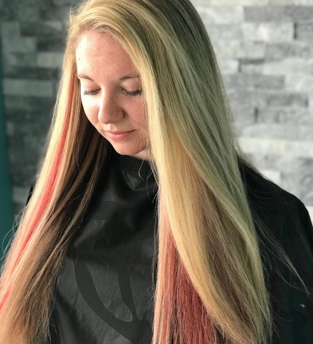 34 Peekaboo Highlights For Fun, Edgy Women (Photo Ideas)