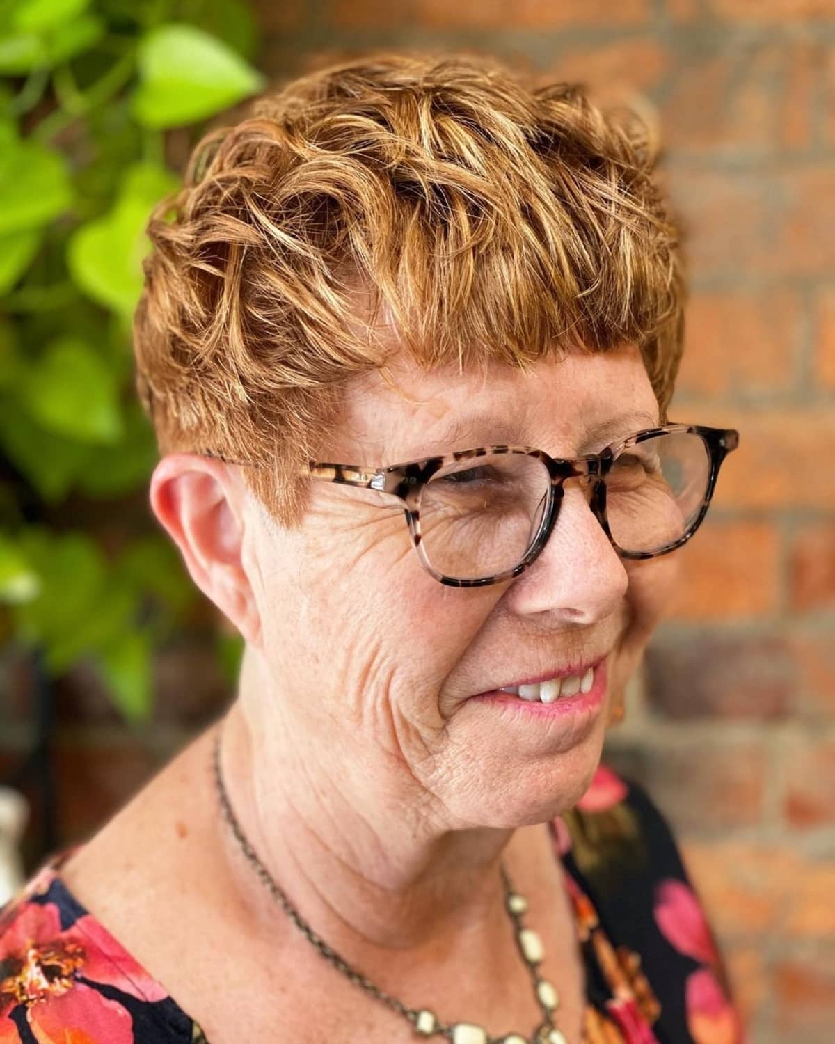 21 Most Flattering Pixie Cuts for Older Ladies with Glasses