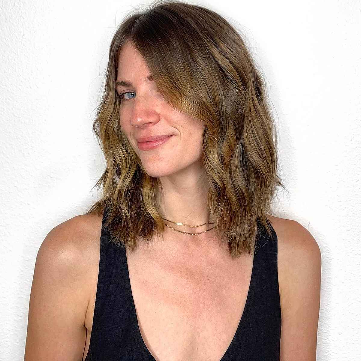 26 Low-Maintenance Medium-Length Haircuts for Busy Women