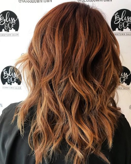 42 Stunning Blonde Highlights of 2021 &#8211; Platinum, Ash, Dirty, Honey, Dark