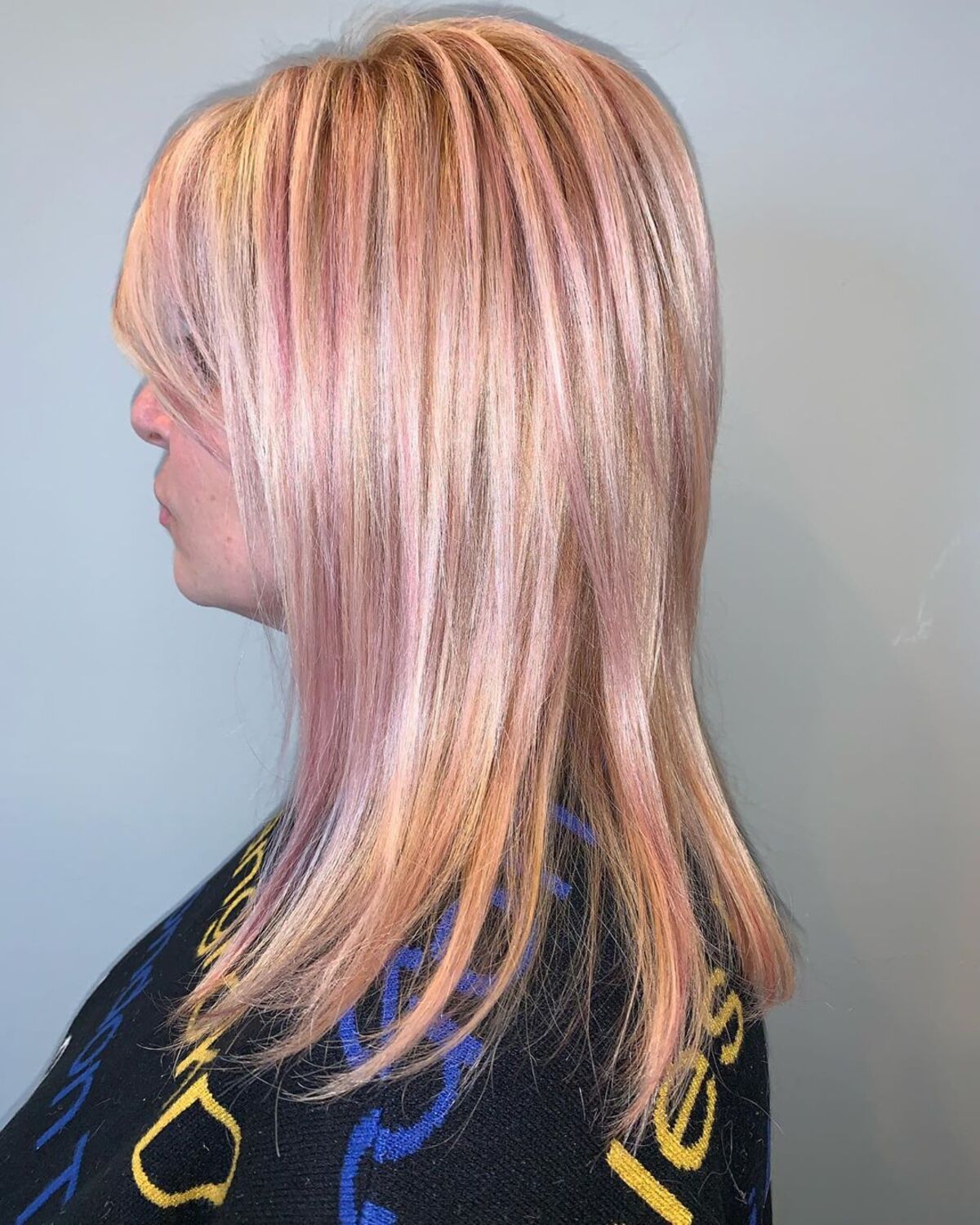 22 Prettiest Ways to Get Rose Gold Highlights for Every Hair Color