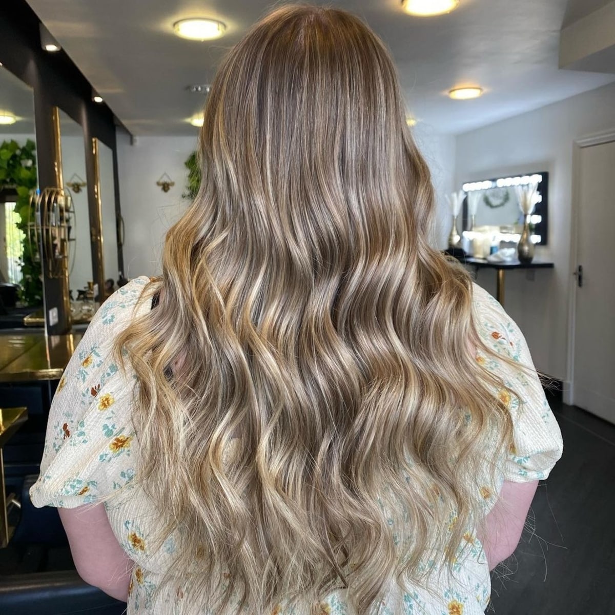 24 Best Ways to Get a Sandy Blonde Hair Color for Natural Depth