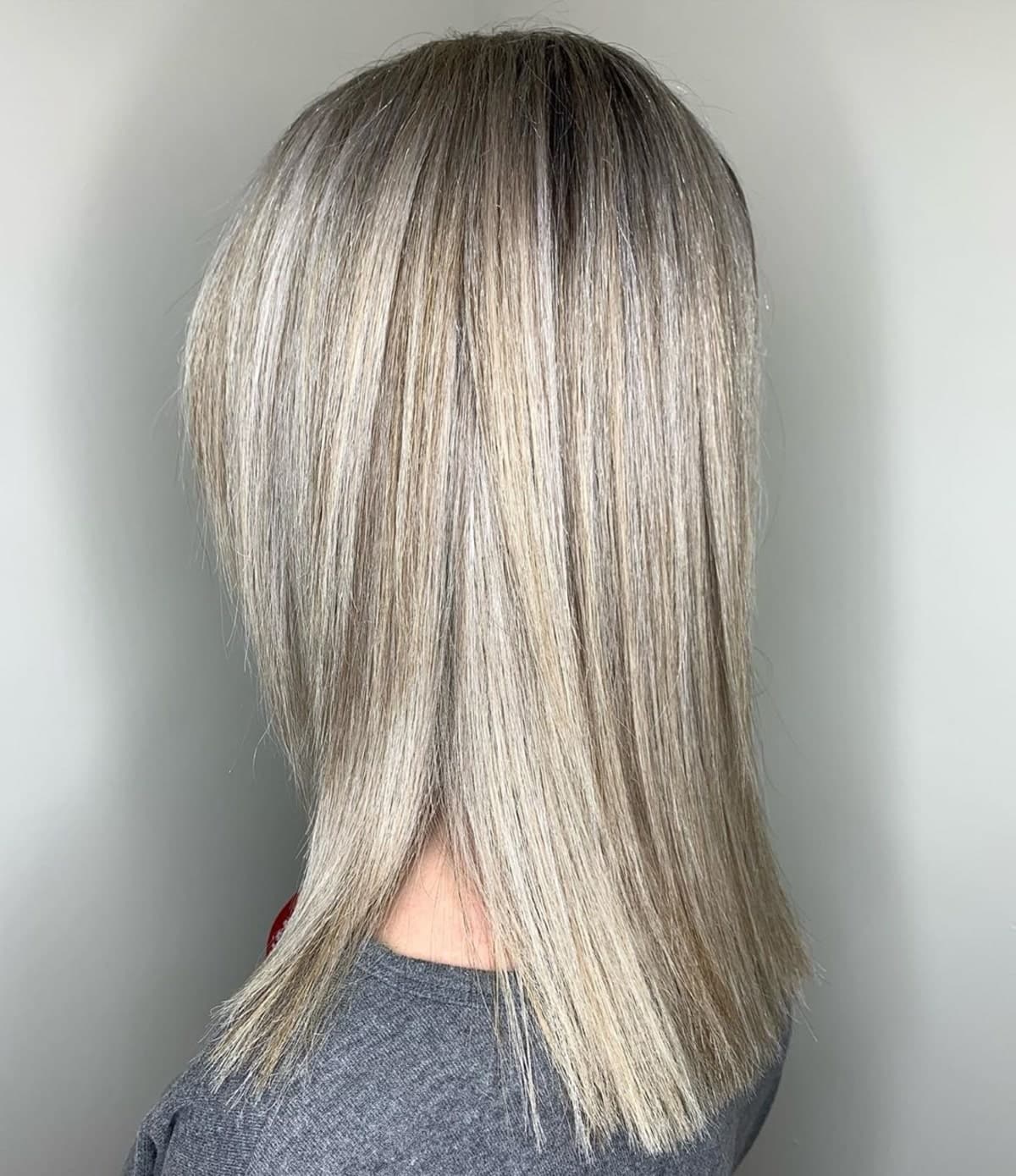 24 Best Ways to Get a Sandy Blonde Hair Color for Natural Depth