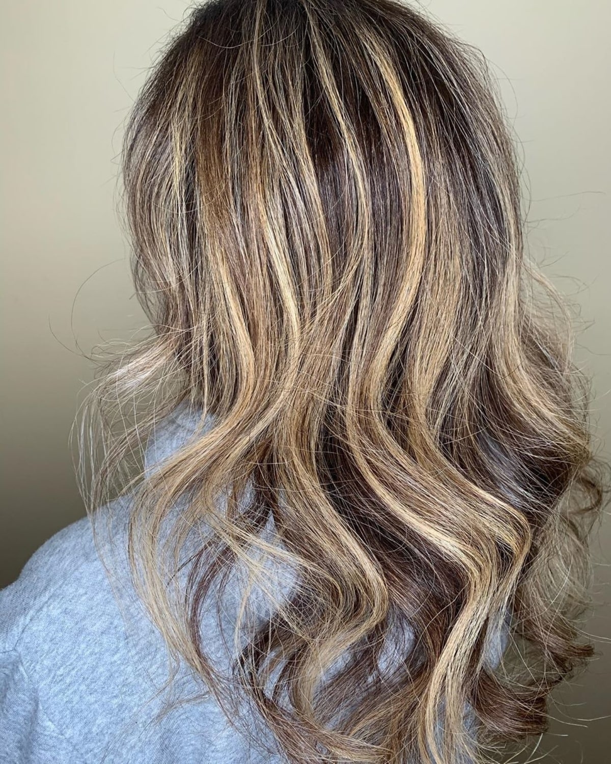 24 Best Ways to Get a Sandy Blonde Hair Color for Natural Depth
