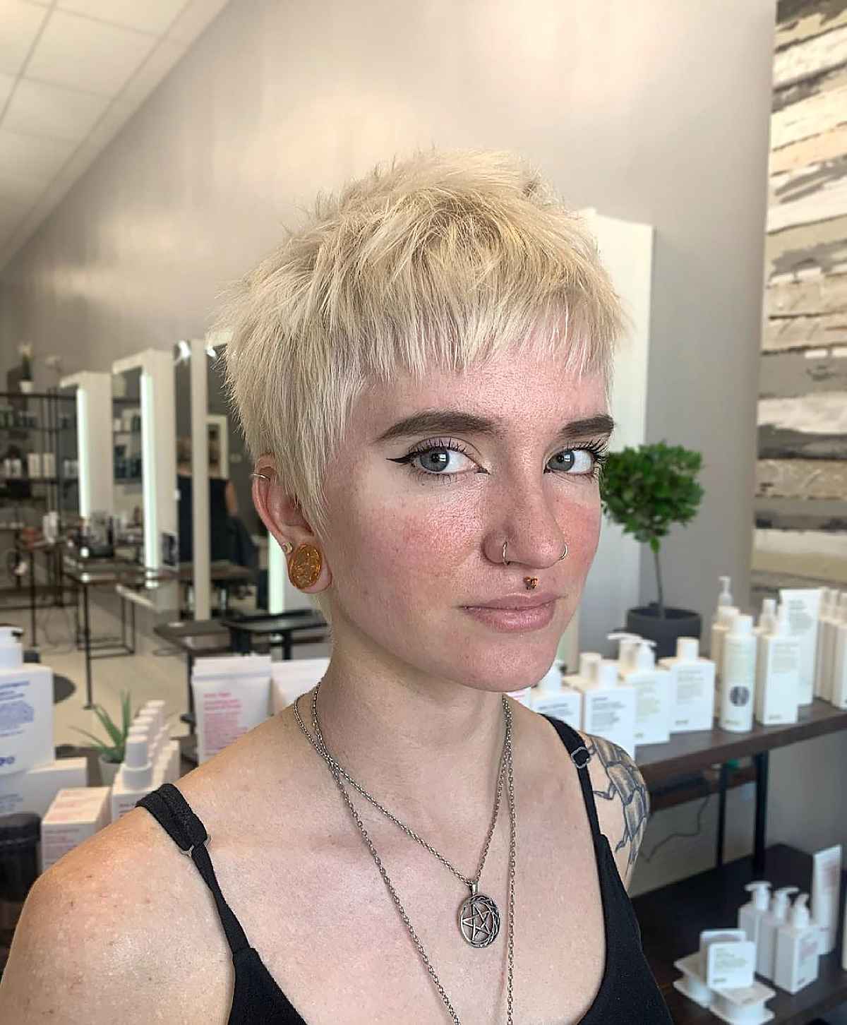 26 Edgy Pixie Cuts for Women of All Ages and Hair Textures