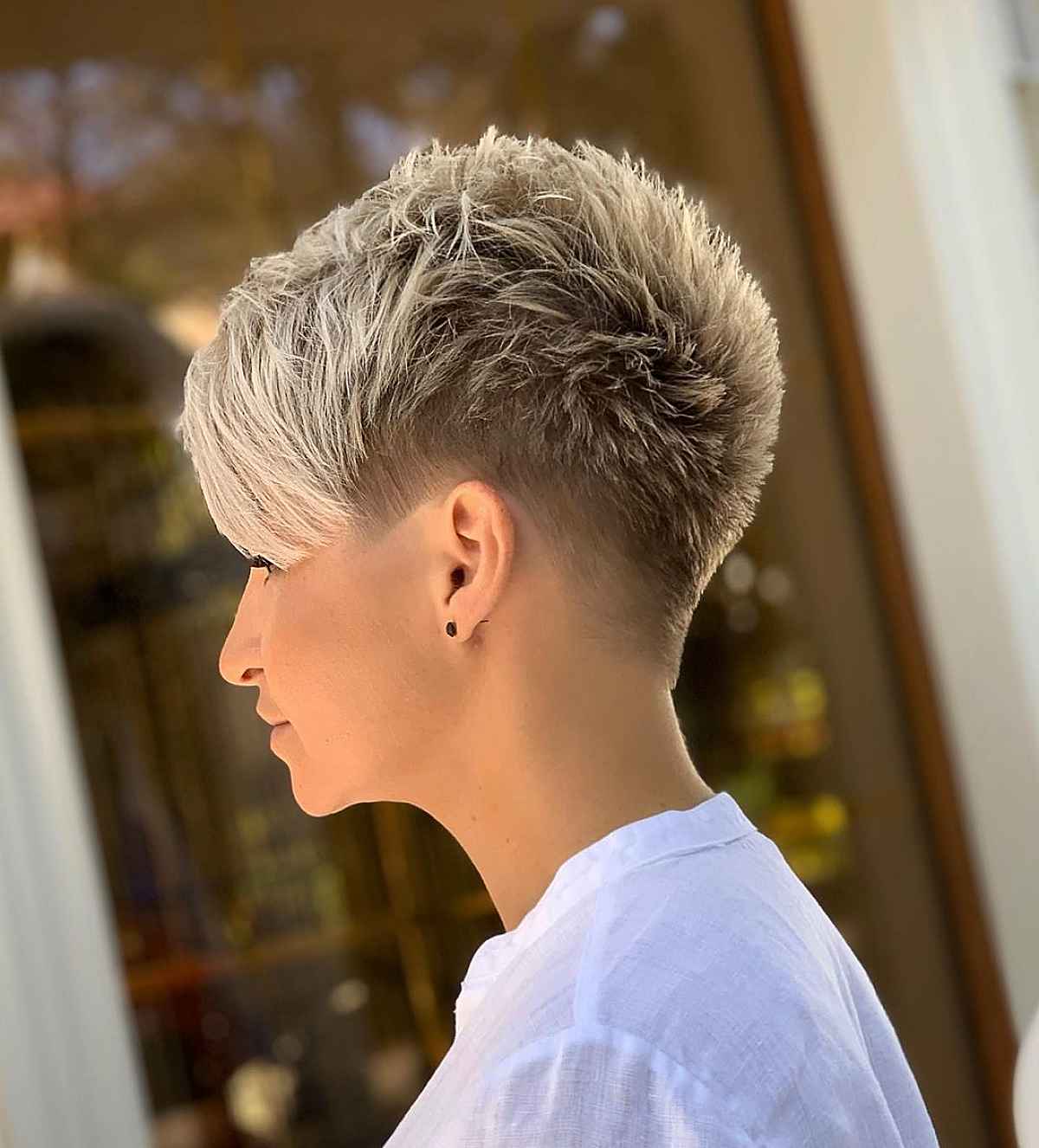 26 Very Short Pixie Haircuts for Confident Women