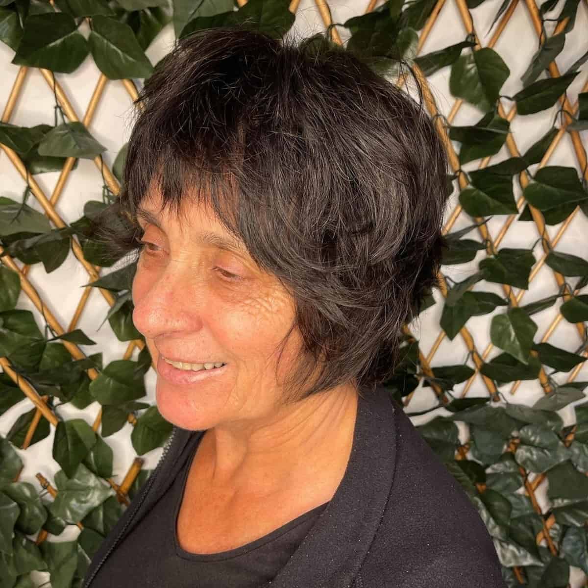 25 Short Shaggy Haircuts Women In Their 60s Can Totally Pull Off