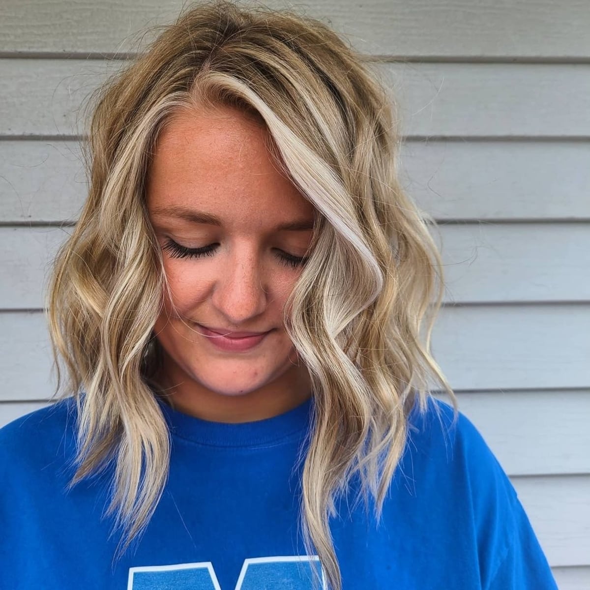 20 Fantastic Short to Medium Layered Haircuts for That In-Between Length
