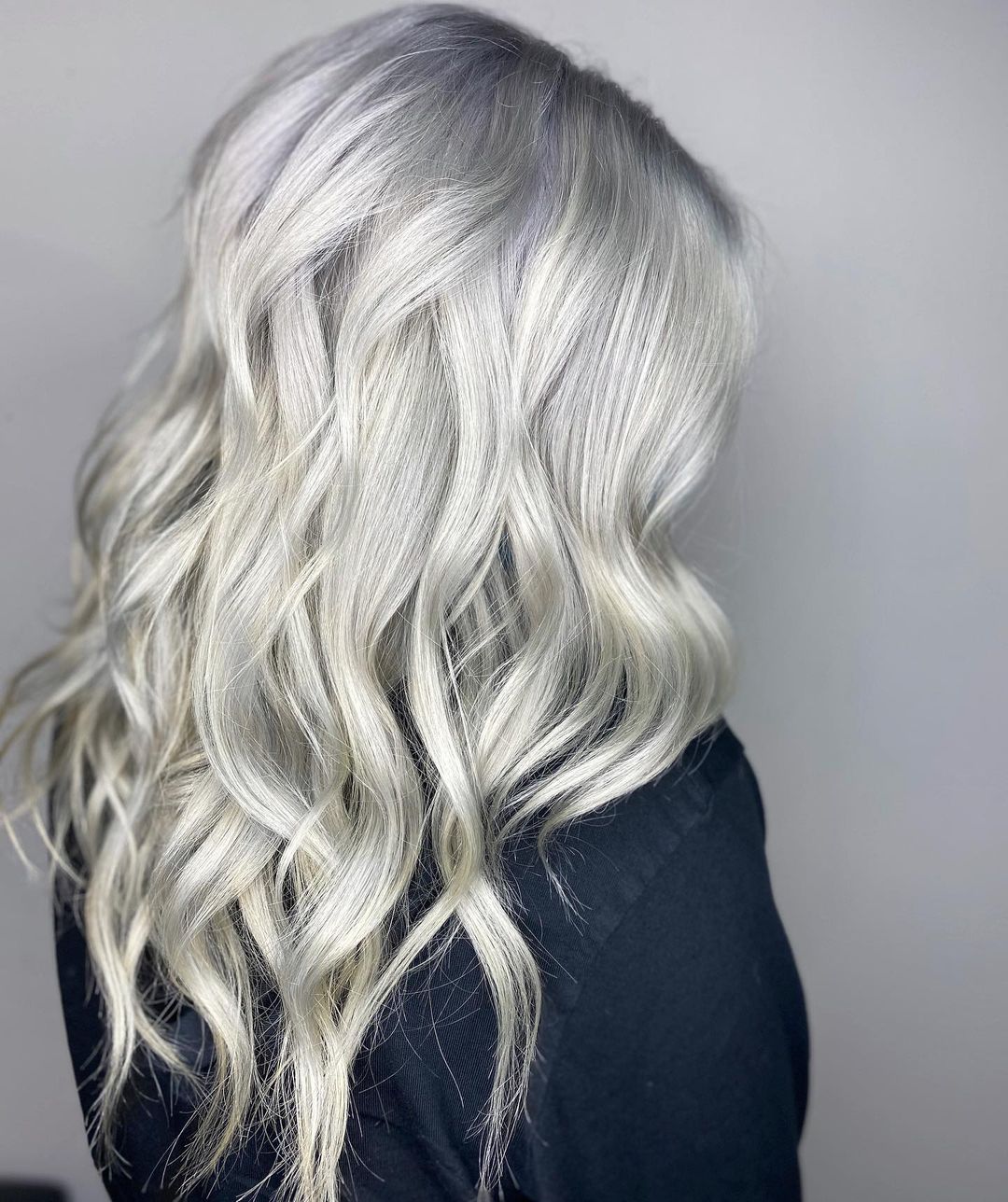 19 Examples That Prove White Blonde Hair Is In for 2021