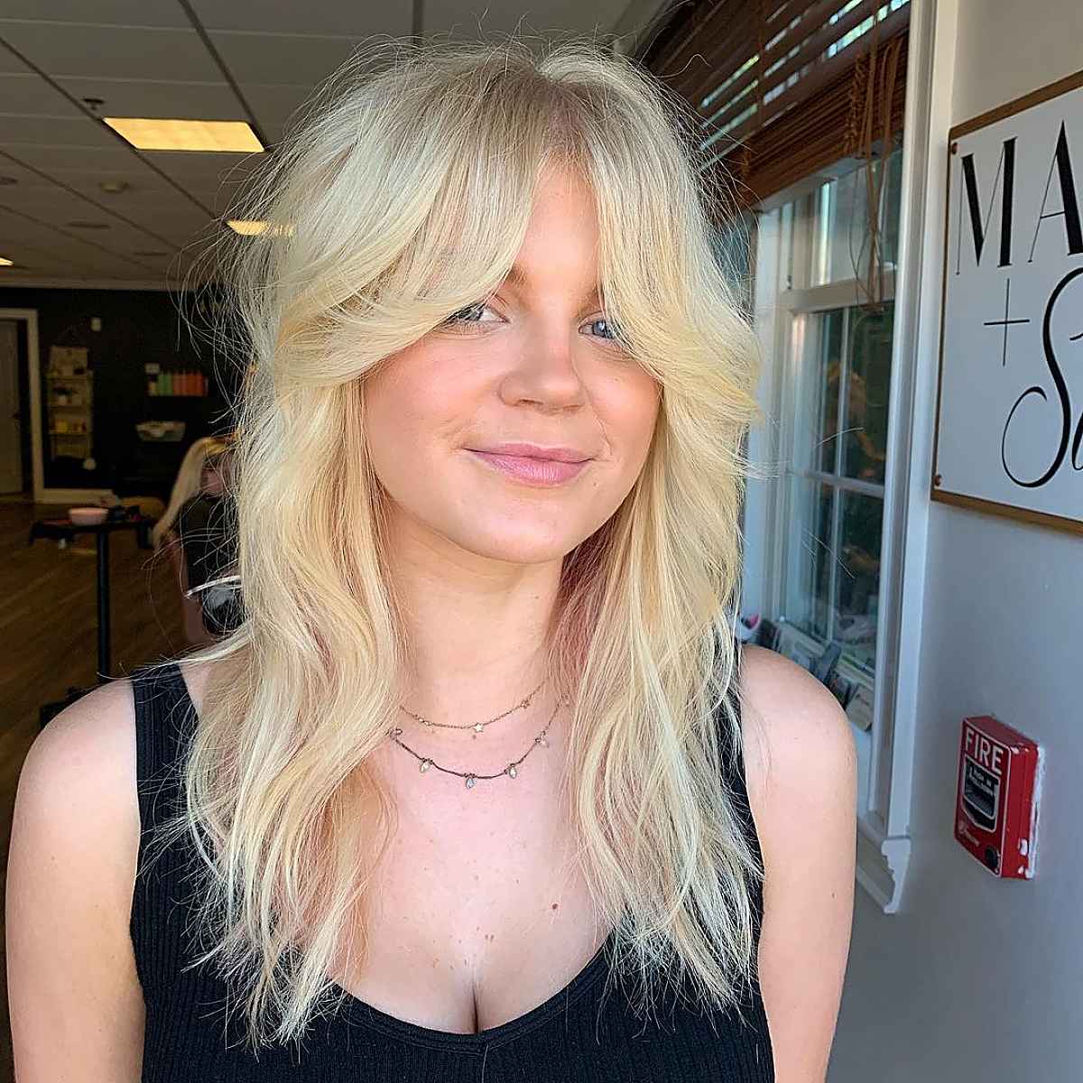 26 Low-Maintenance Shaggy Haircuts with Bangs for Busy &#038; Trendy Women