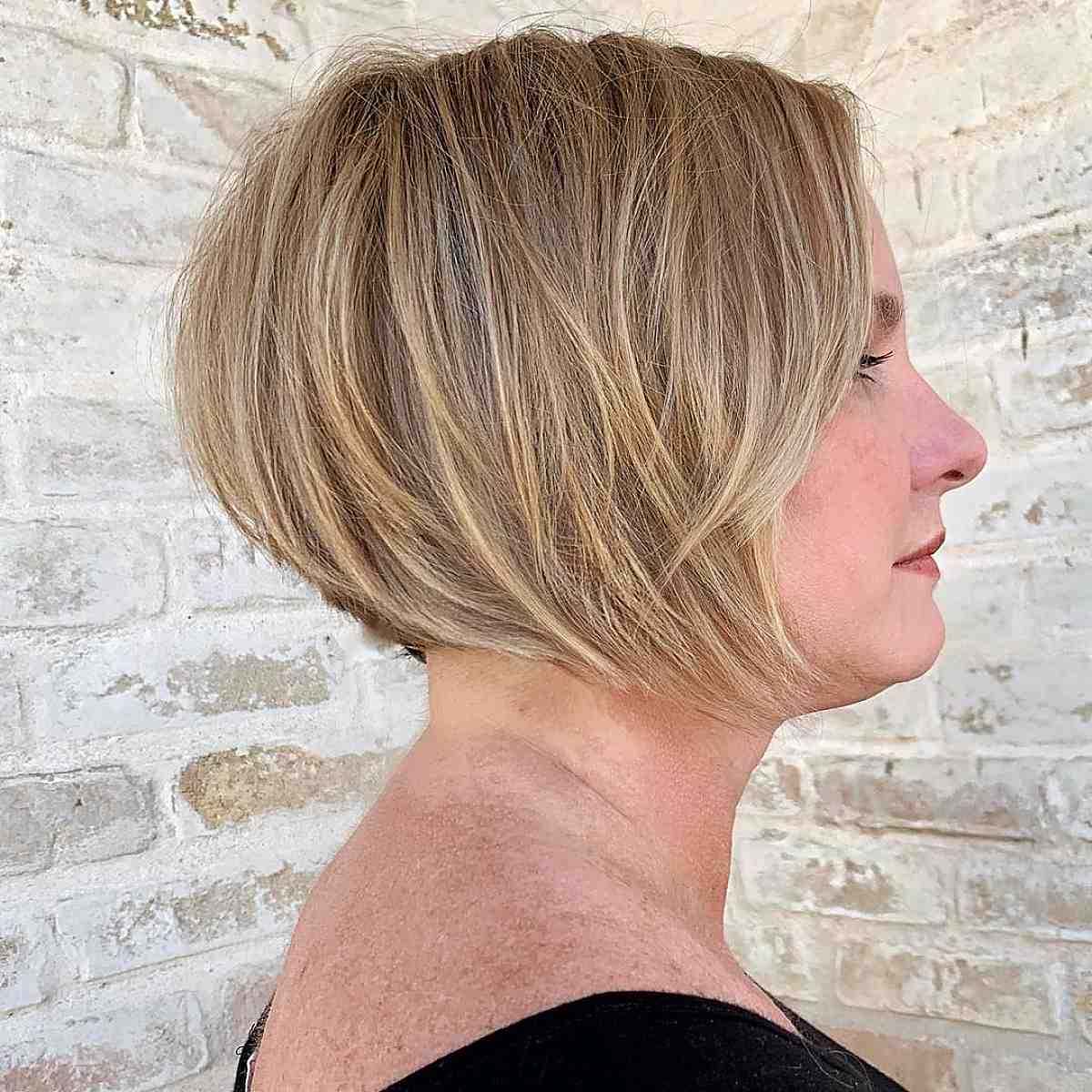 26 Straight Layered Hair Ideas for All Lengths and Textures