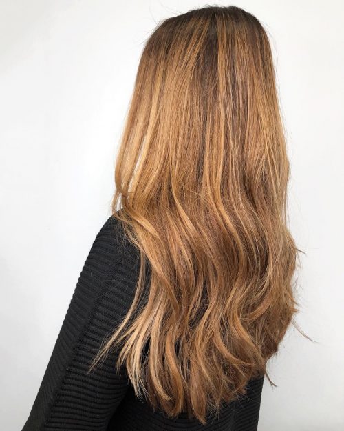 18 Blonde Hair with Dark Roots Ideas to Copy Right Now in 2021