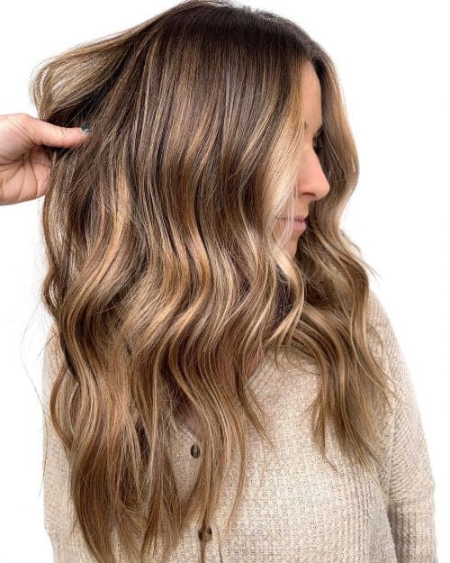 18 Blonde Hair with Dark Roots Ideas to Copy Right Now in 2021