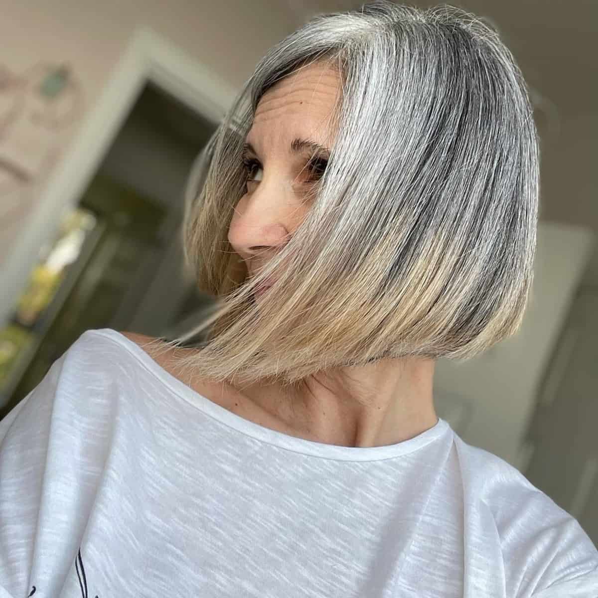 26 Low-Maintenance Bob Haircuts for Women Over 60 with Style