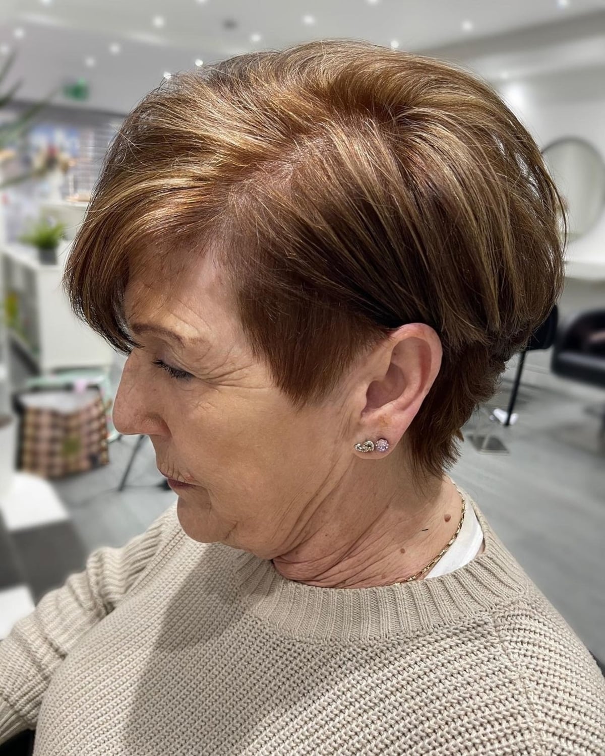26 Edgy Haircuts for Older Women with a Zest for Life