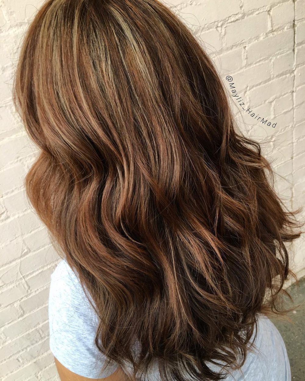 34 Best Caramel Highlights for Every Skin Tone Trending in 2021