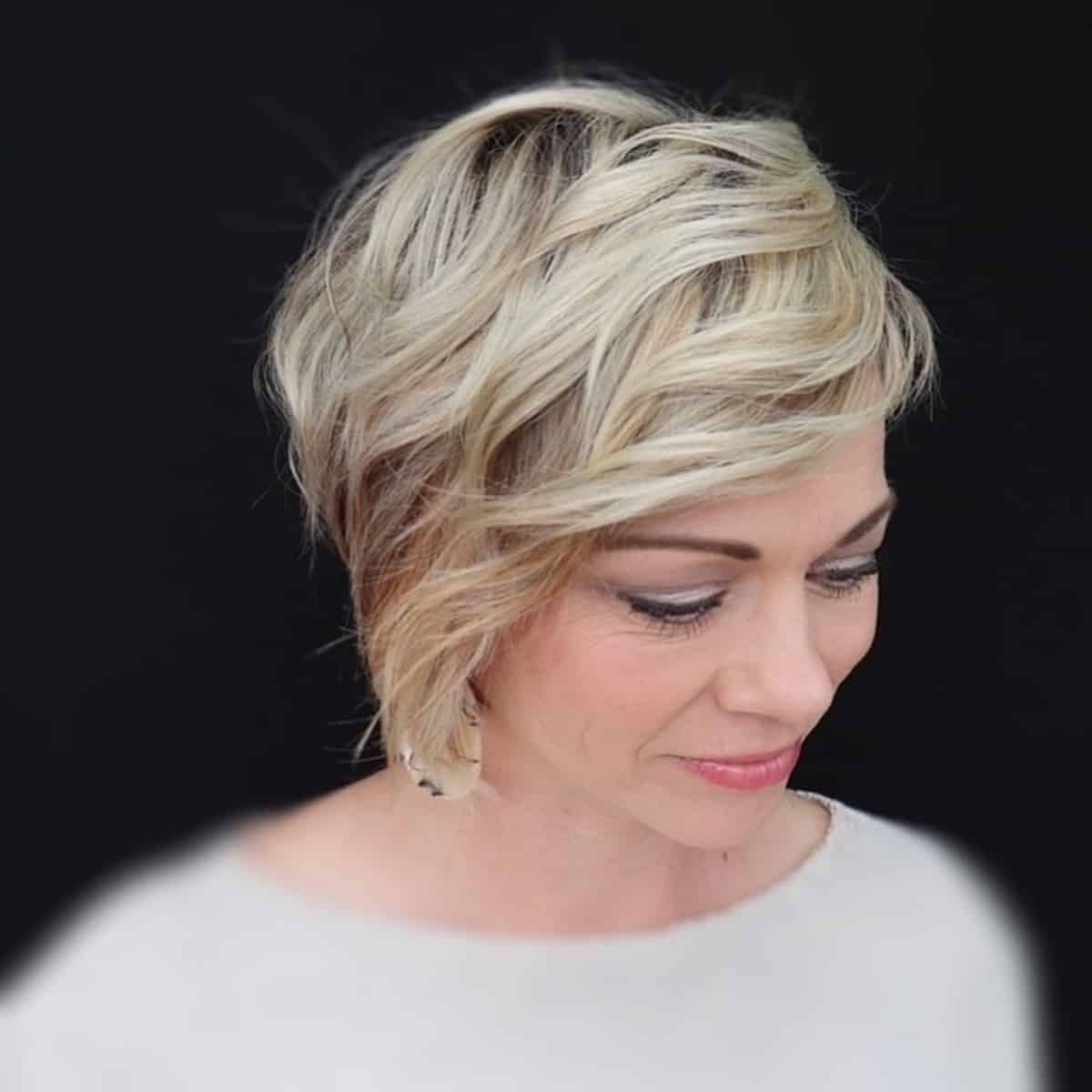 26 Cutest Pixie Cuts for Wavy Hair That Are Trending Right Now