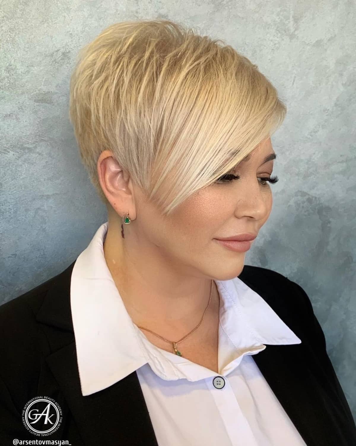 25 Textured Pixie Cut Ideas for a Messy, Modern Look