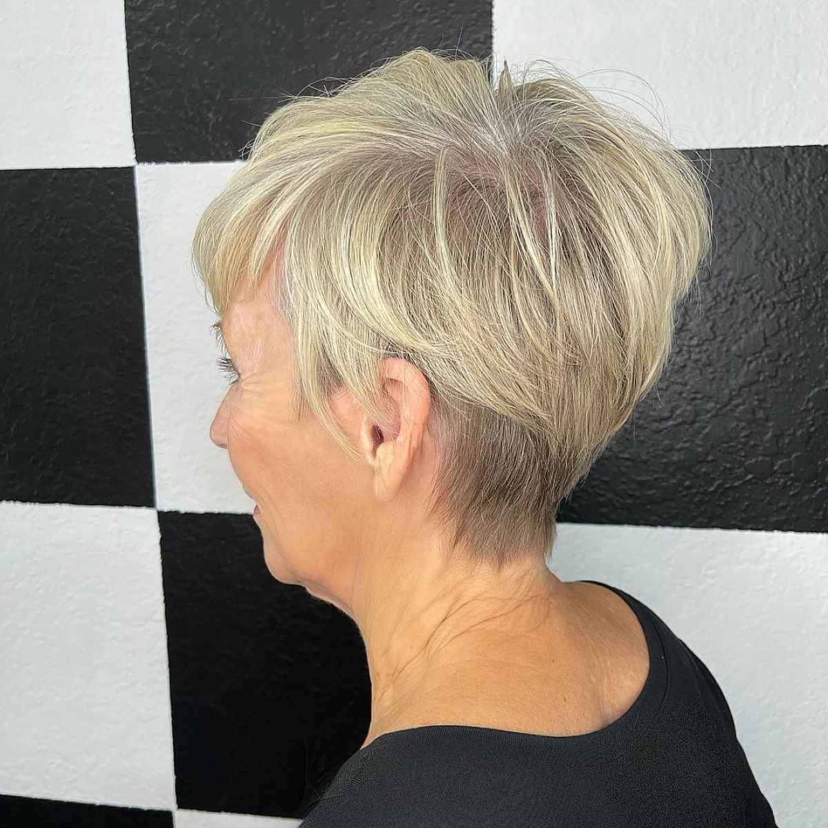 25 Stylish Wedge Haircuts for Women Over 60