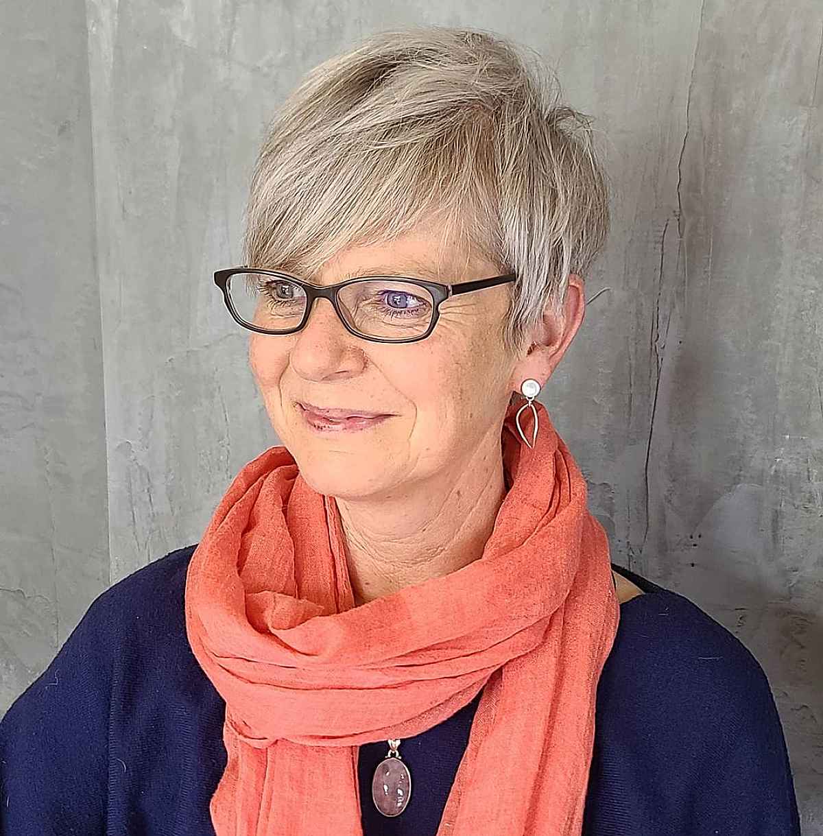 15 Perfect Pixie Haircuts for Women Over 70 to Pull Off