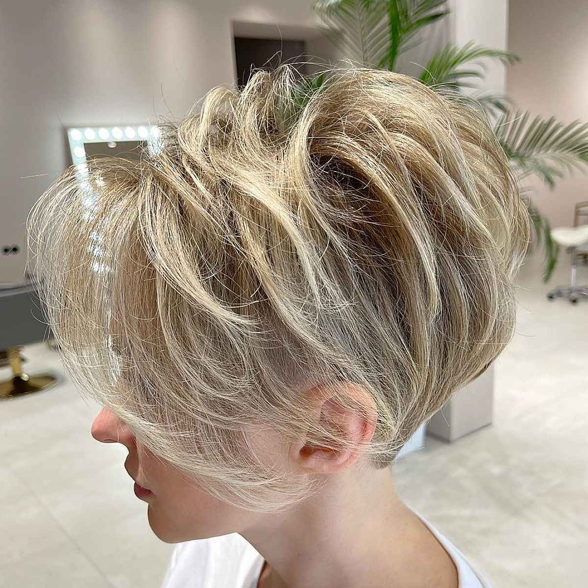 26 Stylish Long Pixie Bob Haircuts for a Unique Length and Style