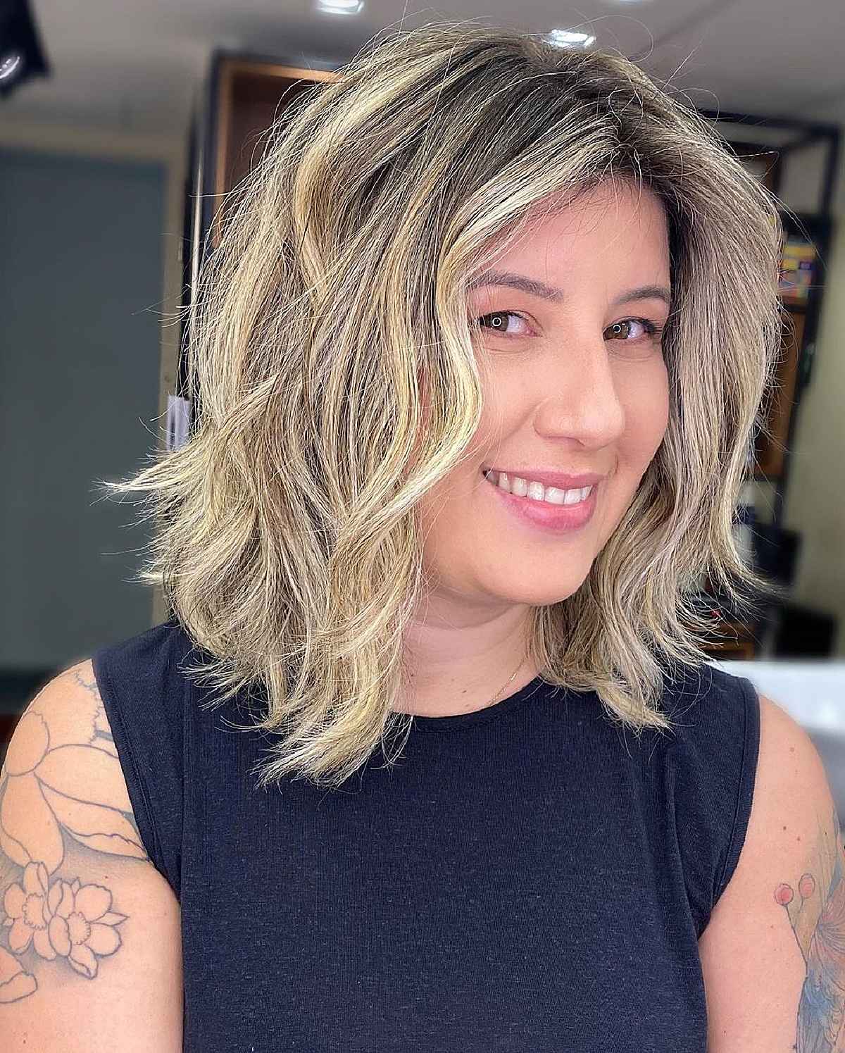 26 Flattering and Trendy Medium-Length Haircuts for Women Over 40